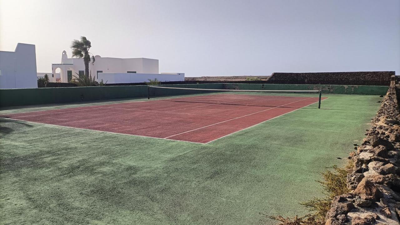 The White House With Pool - Playa Blanca 아파트 외부 사진
