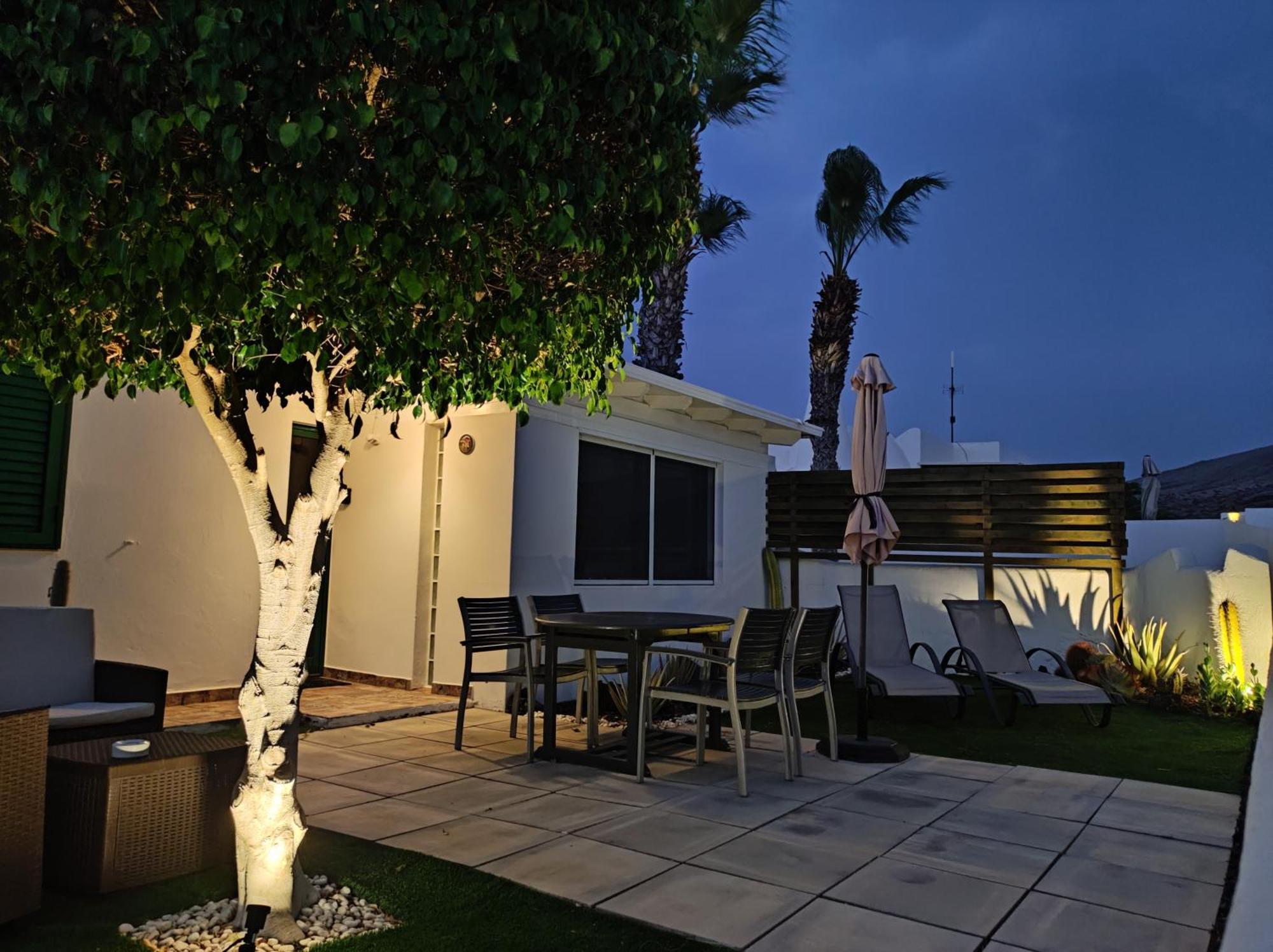 The White House With Pool - Playa Blanca 아파트 외부 사진